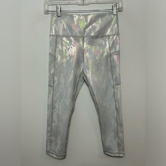 Zyia Metallic Camo High Rise Cropped Activewear Leggings - Picture 1 of 9